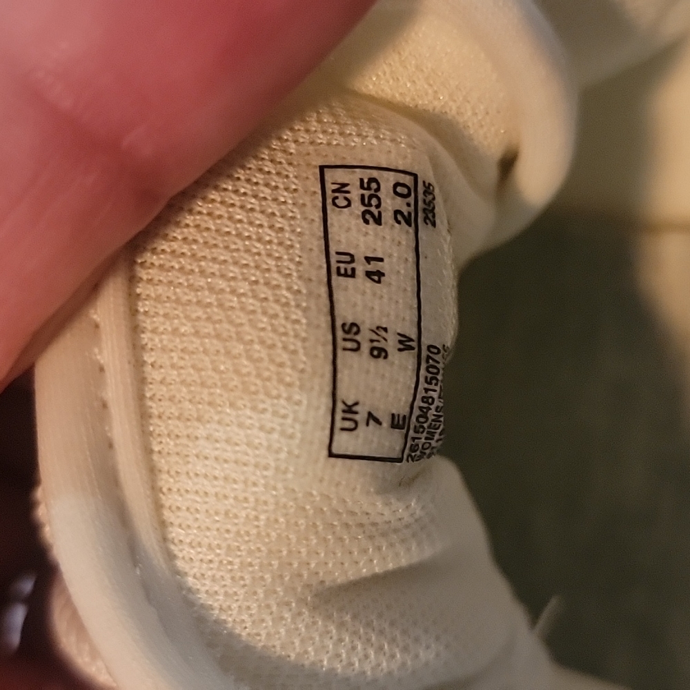 Clarks - Picture 7 of 7